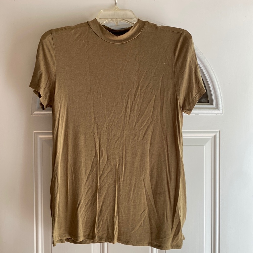 High neck olive tshirt